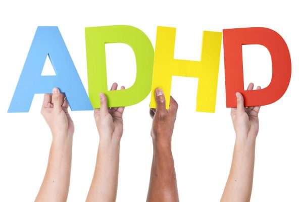 Dấu hiệu ADHD theo từng độ tuổi: 6–8, 9–12, 13–18